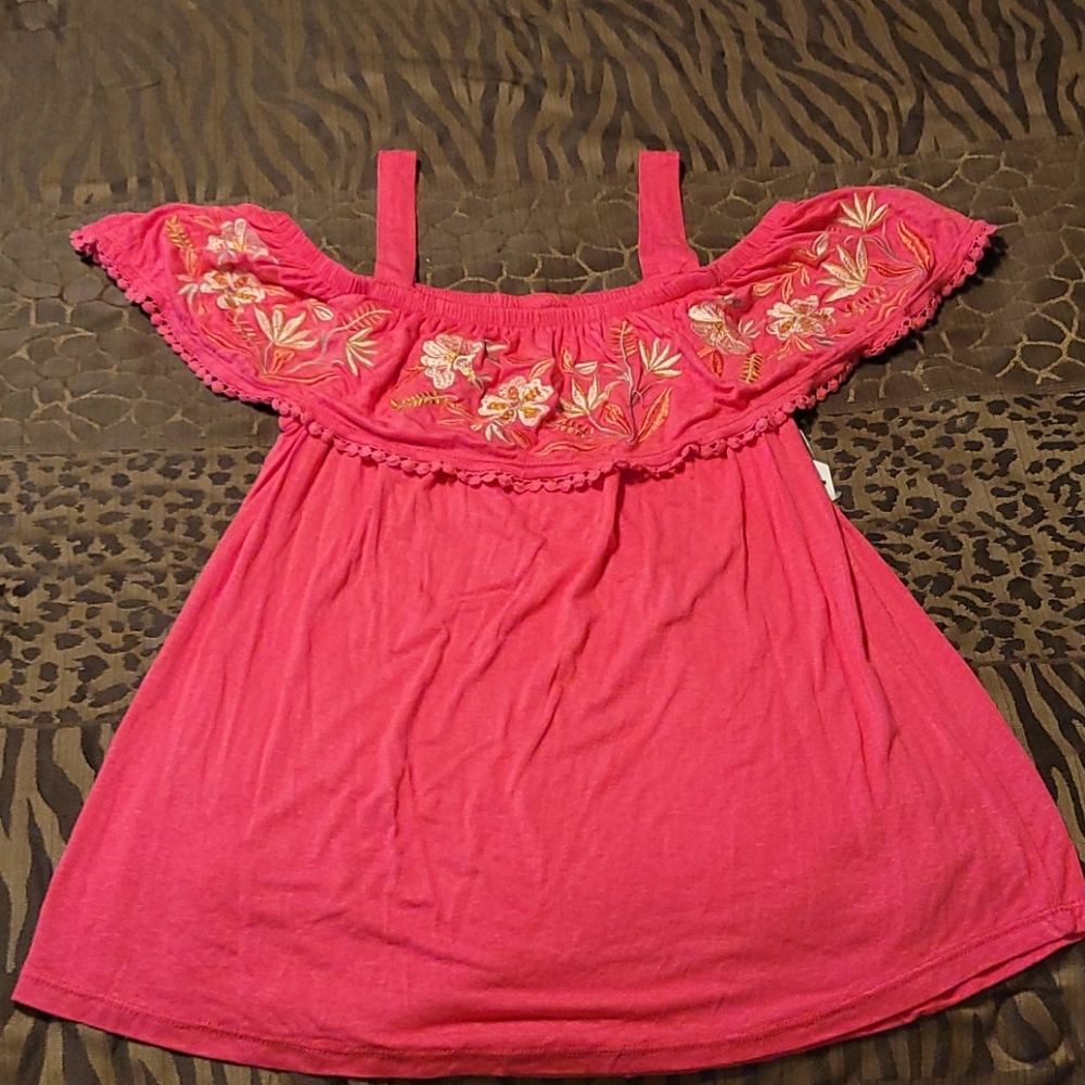 Women embroidery top